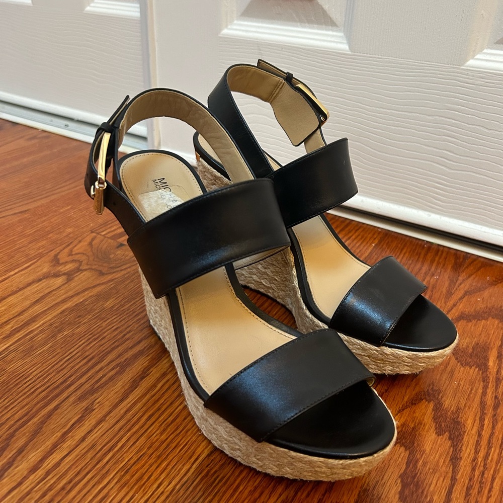 MK wedges